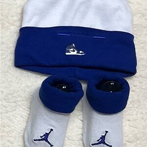 Nike Air Jordan Blue and White Baby Hat and Socks Set size 6-12 months